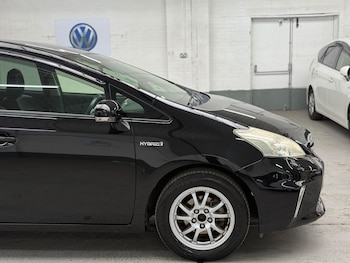 Used Toyota Prius+ 2011 for sale - 78479886: Photo