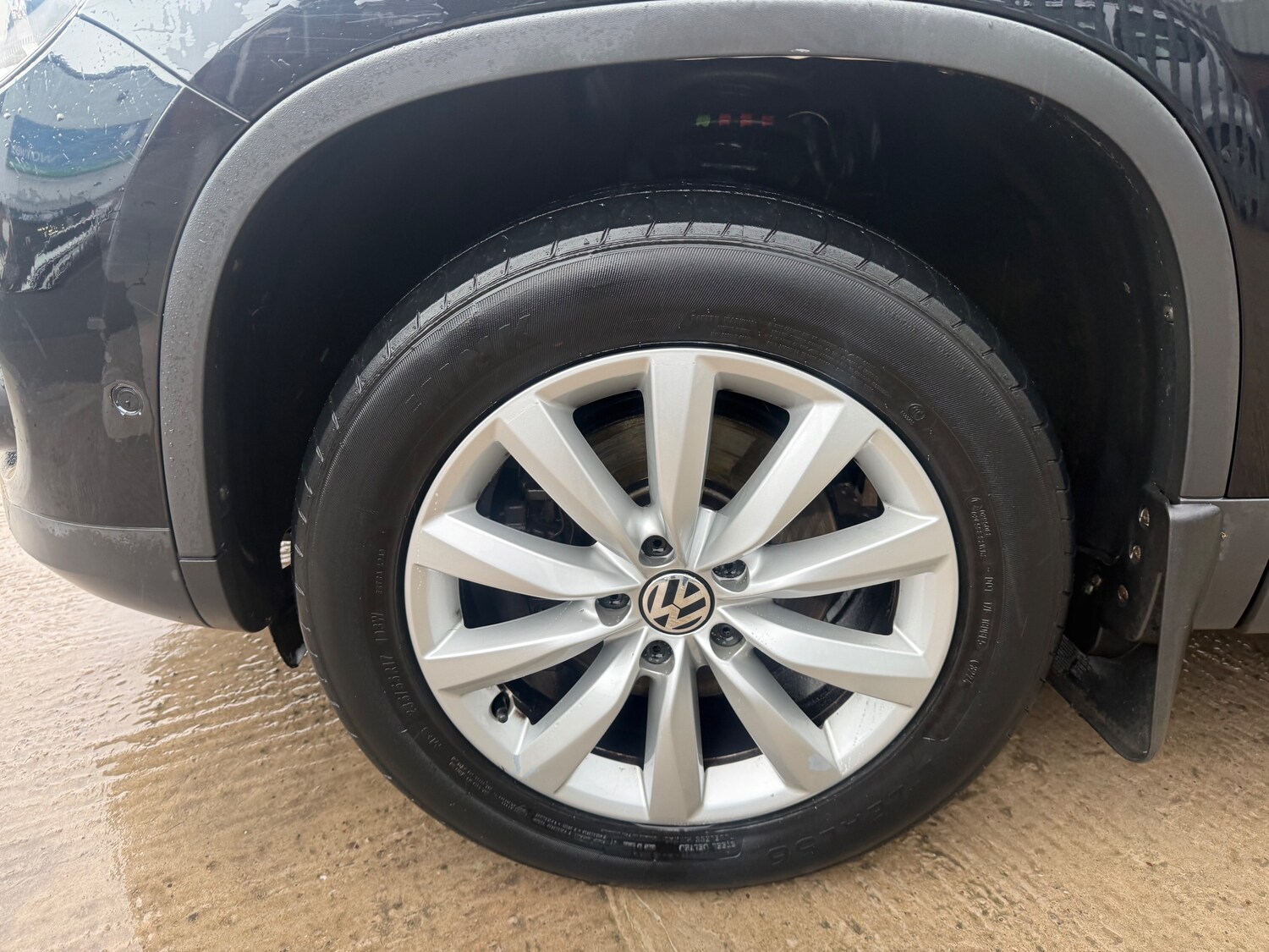 Used Volkswagen Tiguan 2015 for sale - 77762552: Photo 11