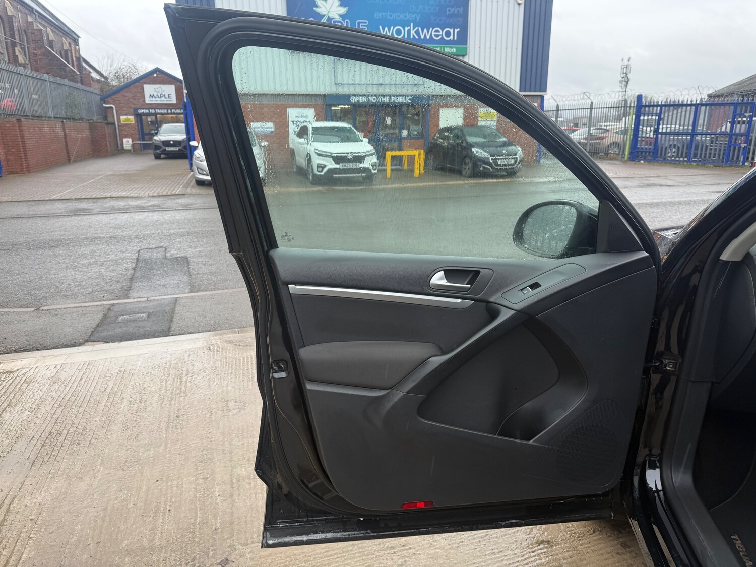 Used Volkswagen Tiguan 2015 for sale - 77762552: Photo 13