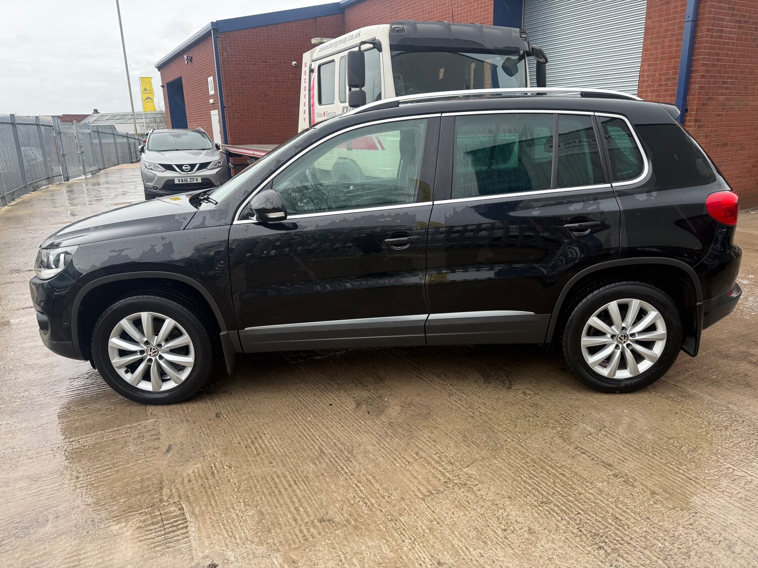 Used Volkswagen Tiguan 2015 for sale - 77762552: Photo 7