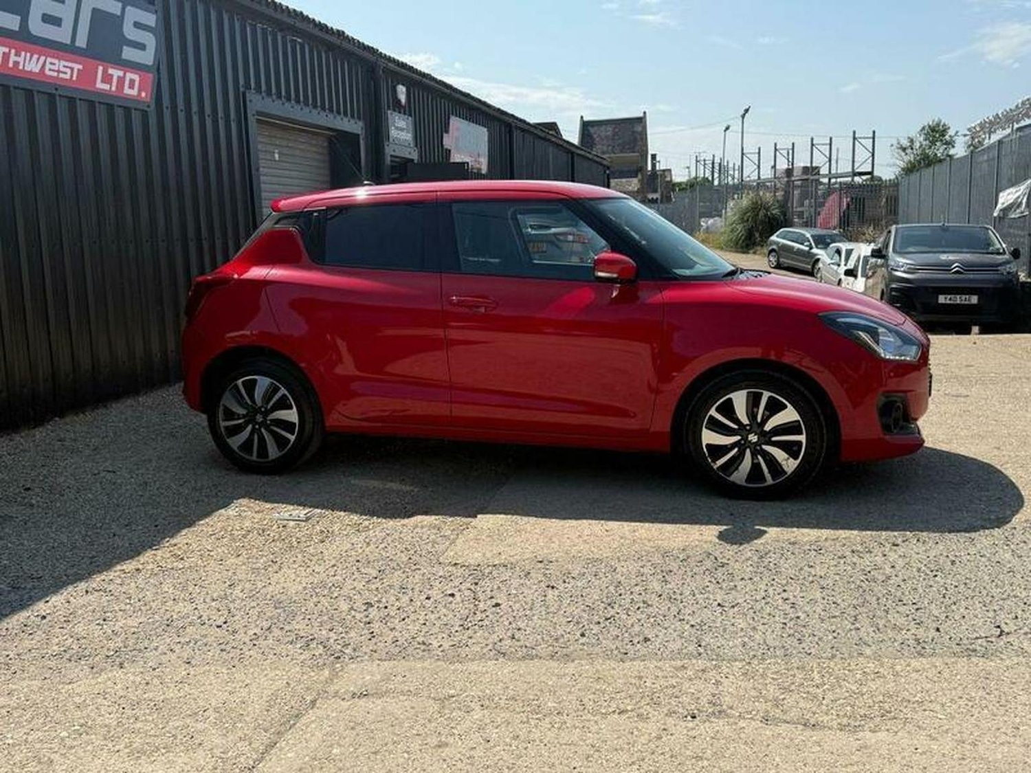 Used Suzuki Swift 2018 for sale - 76461540: Photo 14