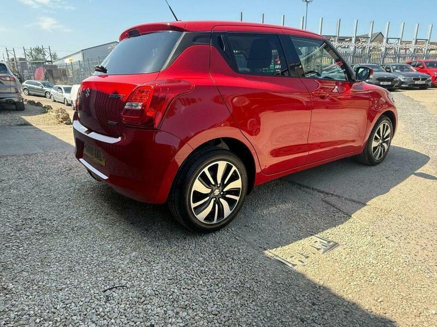 Used Suzuki Swift 2018 for sale - 76461540: Photo 16