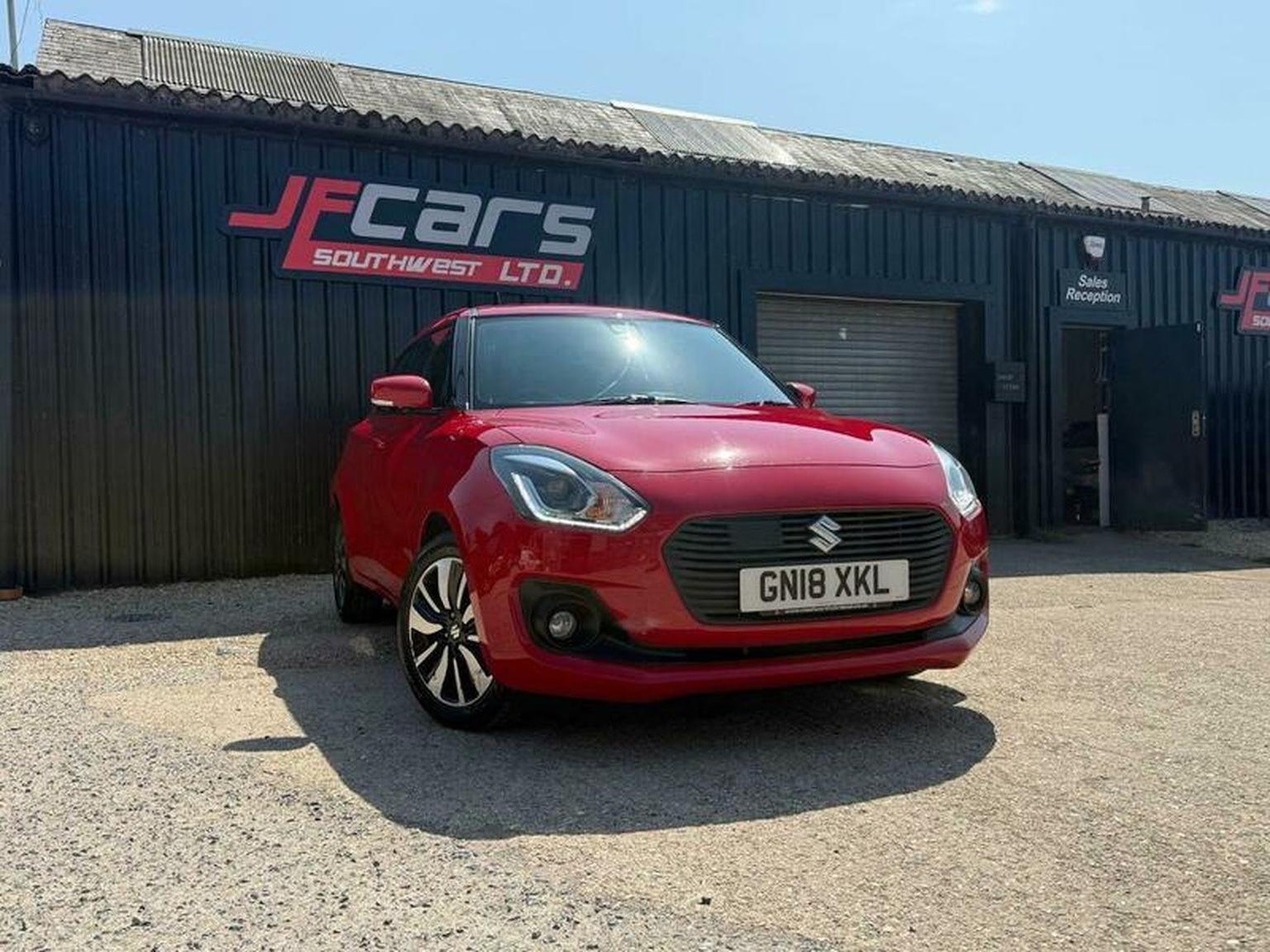 Used Suzuki Swift 2018 for sale - 76461540: Photo 2