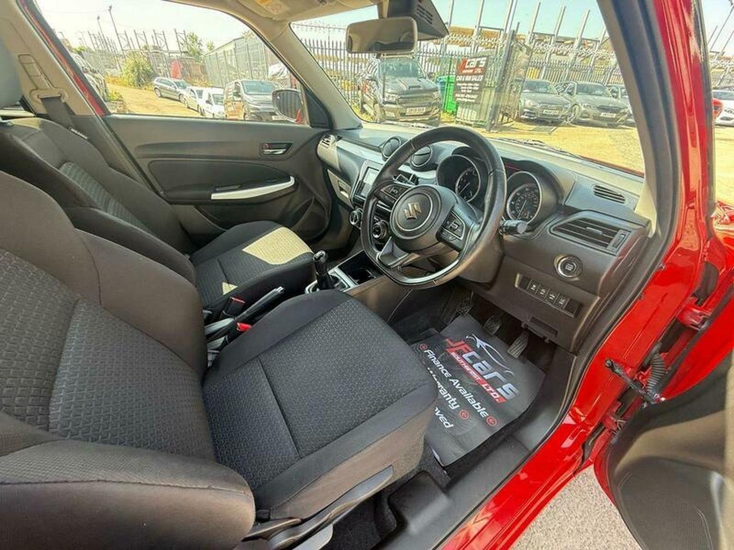 Used Suzuki Swift 2018 for sale - 76461540: Photo 33