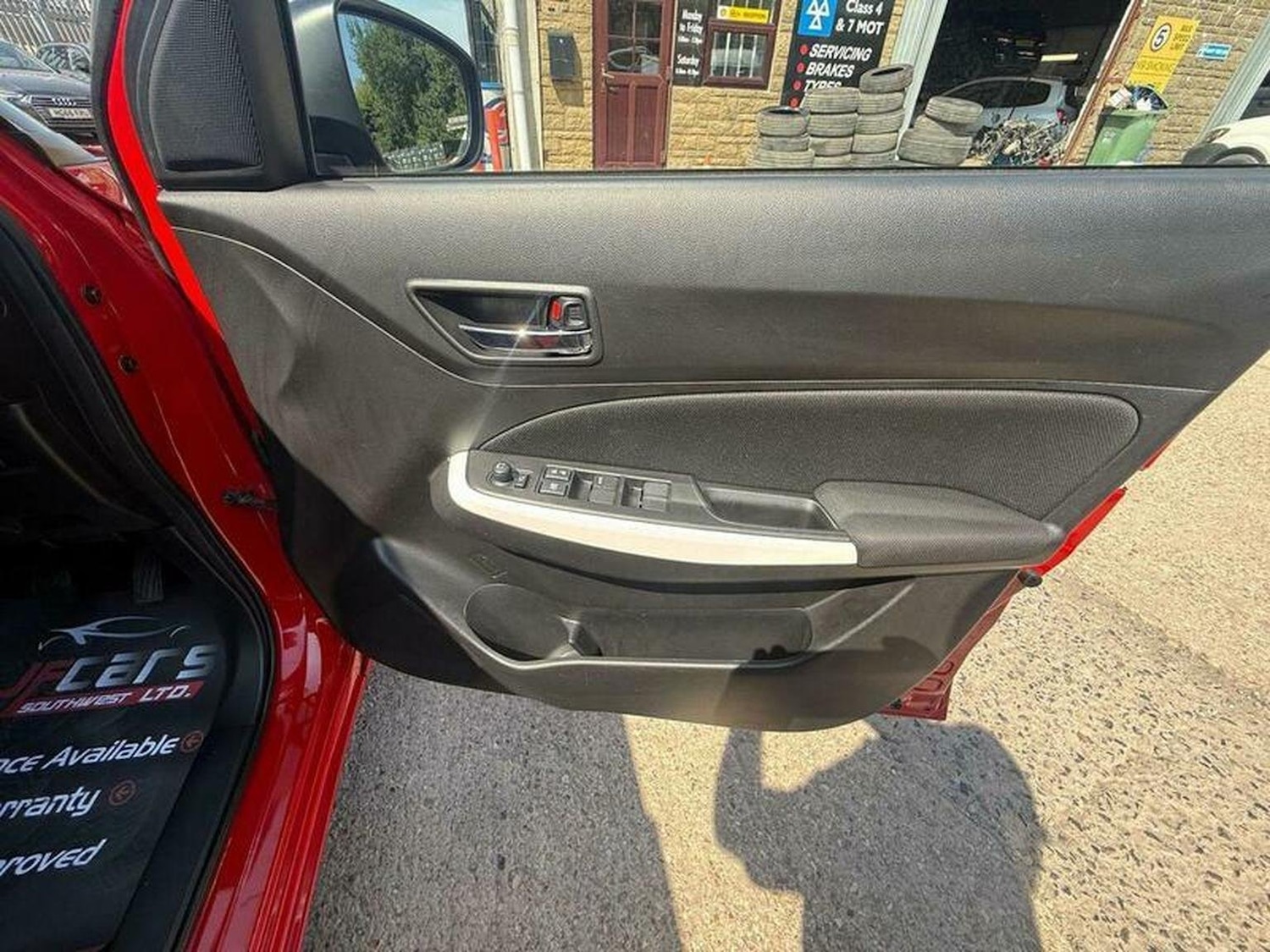 Used Suzuki Swift 2018 for sale - 76461540: Photo 34