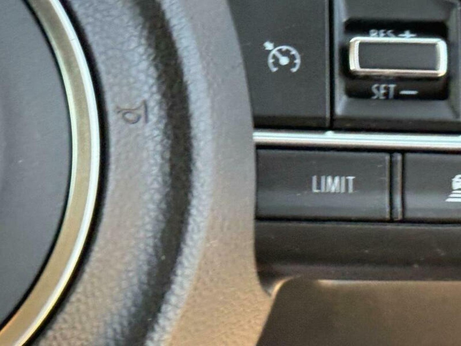 Used Suzuki Swift 2018 for sale - 76461540: Photo 39