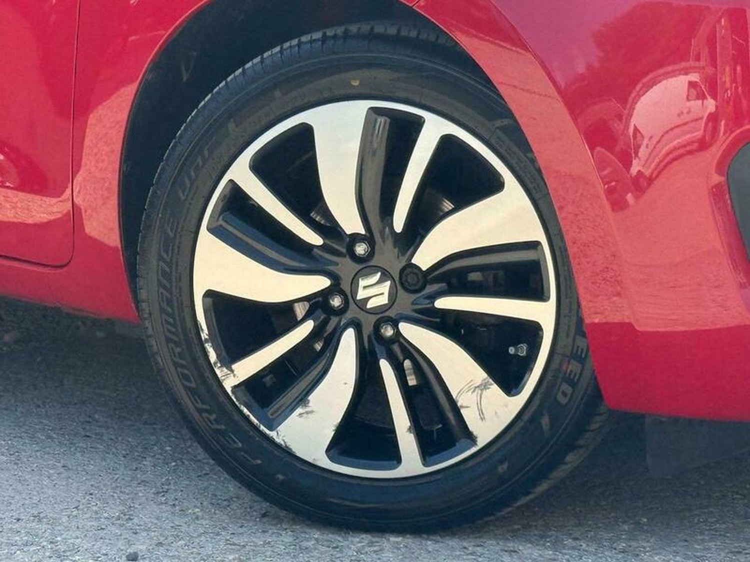 Used Suzuki Swift 2018 for sale - 76461540: Photo 4