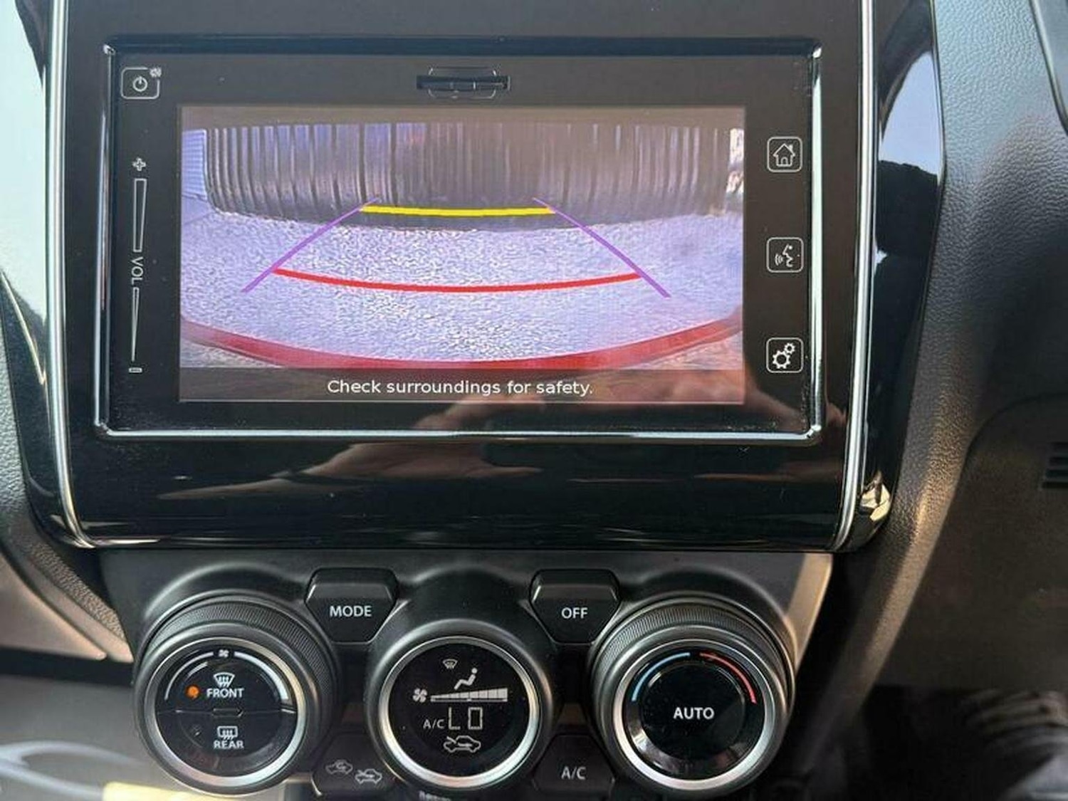 Used Suzuki Swift 2018 for sale - 76461540: Photo 43