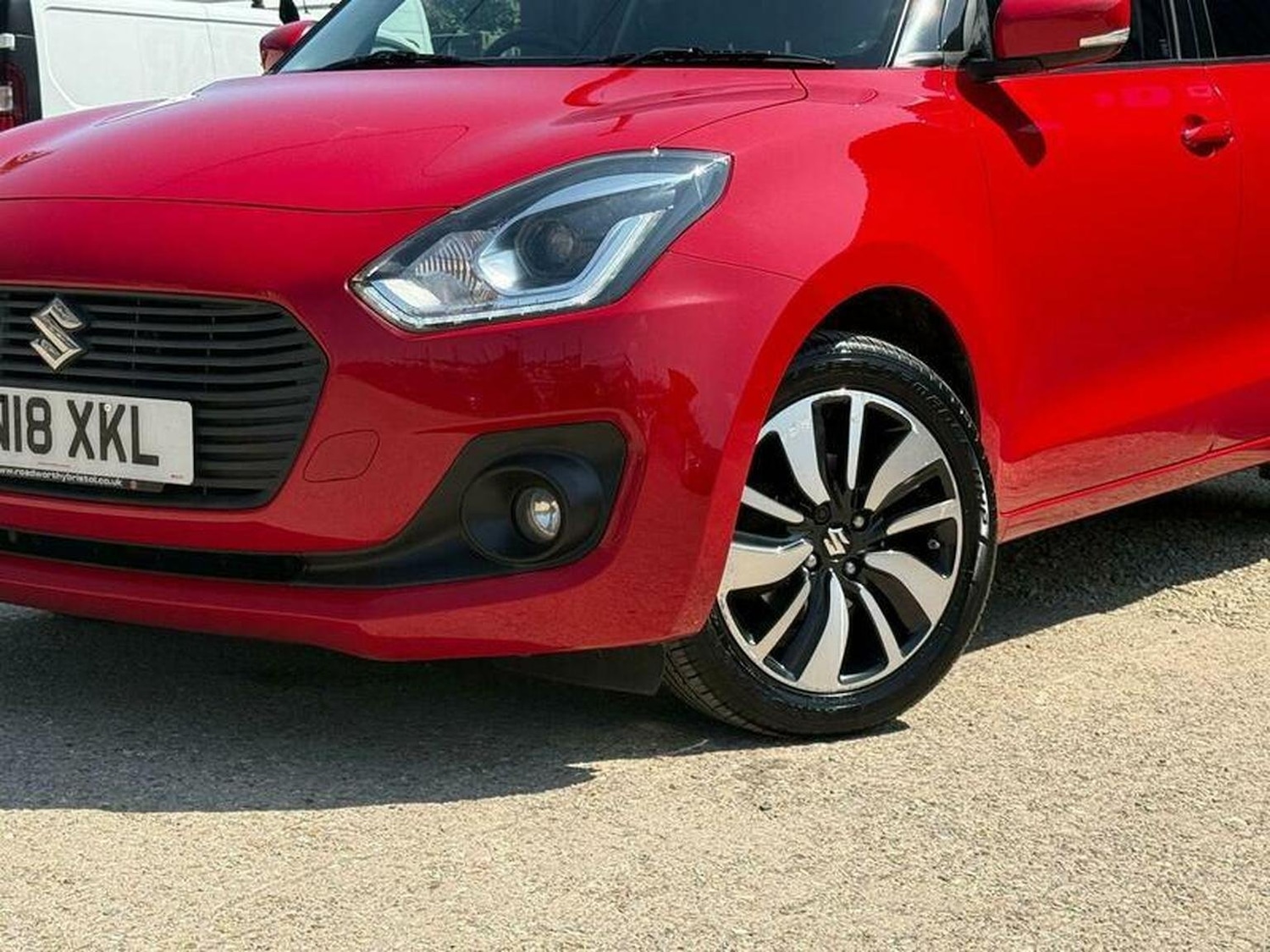 Used Suzuki Swift 2018 for sale - 76461540: Photo 6