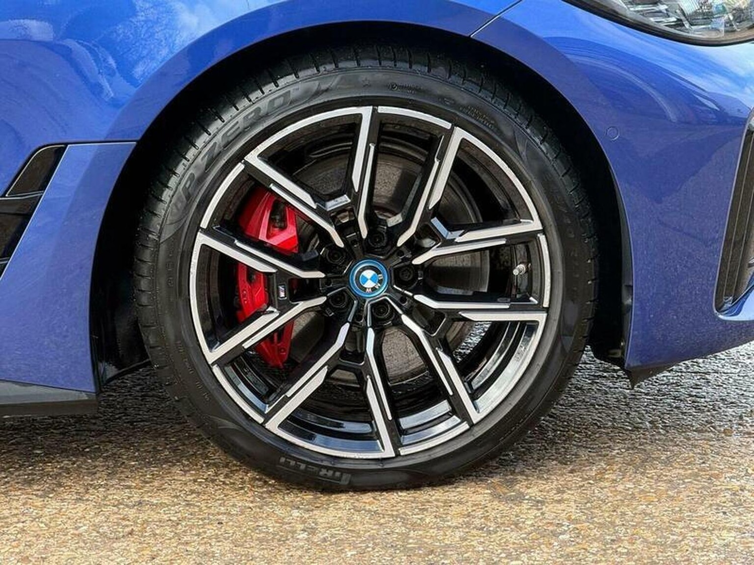 Used BMW i4 2022 for sale - 77453108: Photo 8