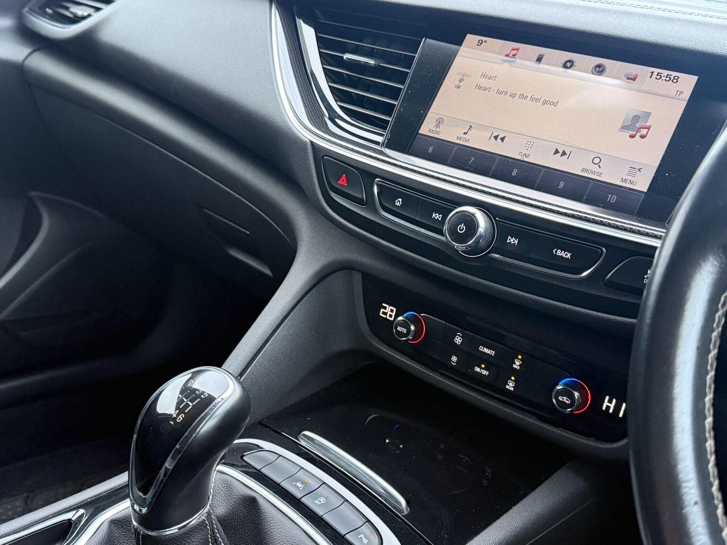 Used Vauxhall Insignia 2017 for sale - 77303737: Photo 33