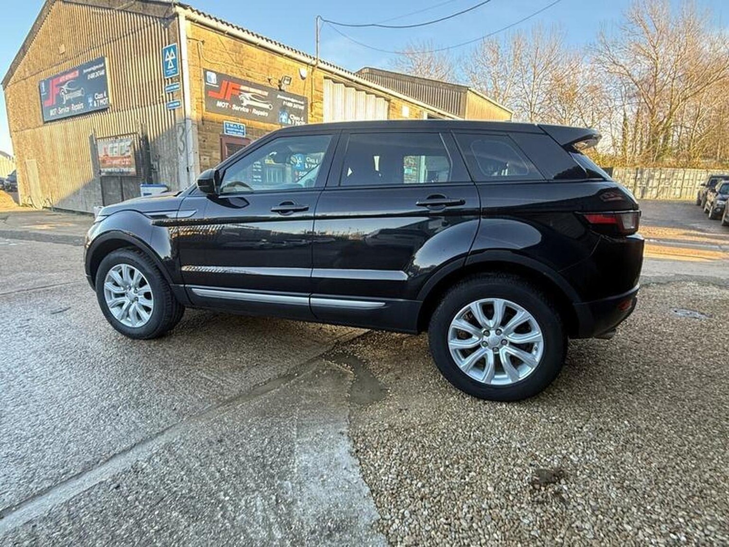 Used Land Rover Range Rover Evoque 2015 for sale - 76924343: Photo 12