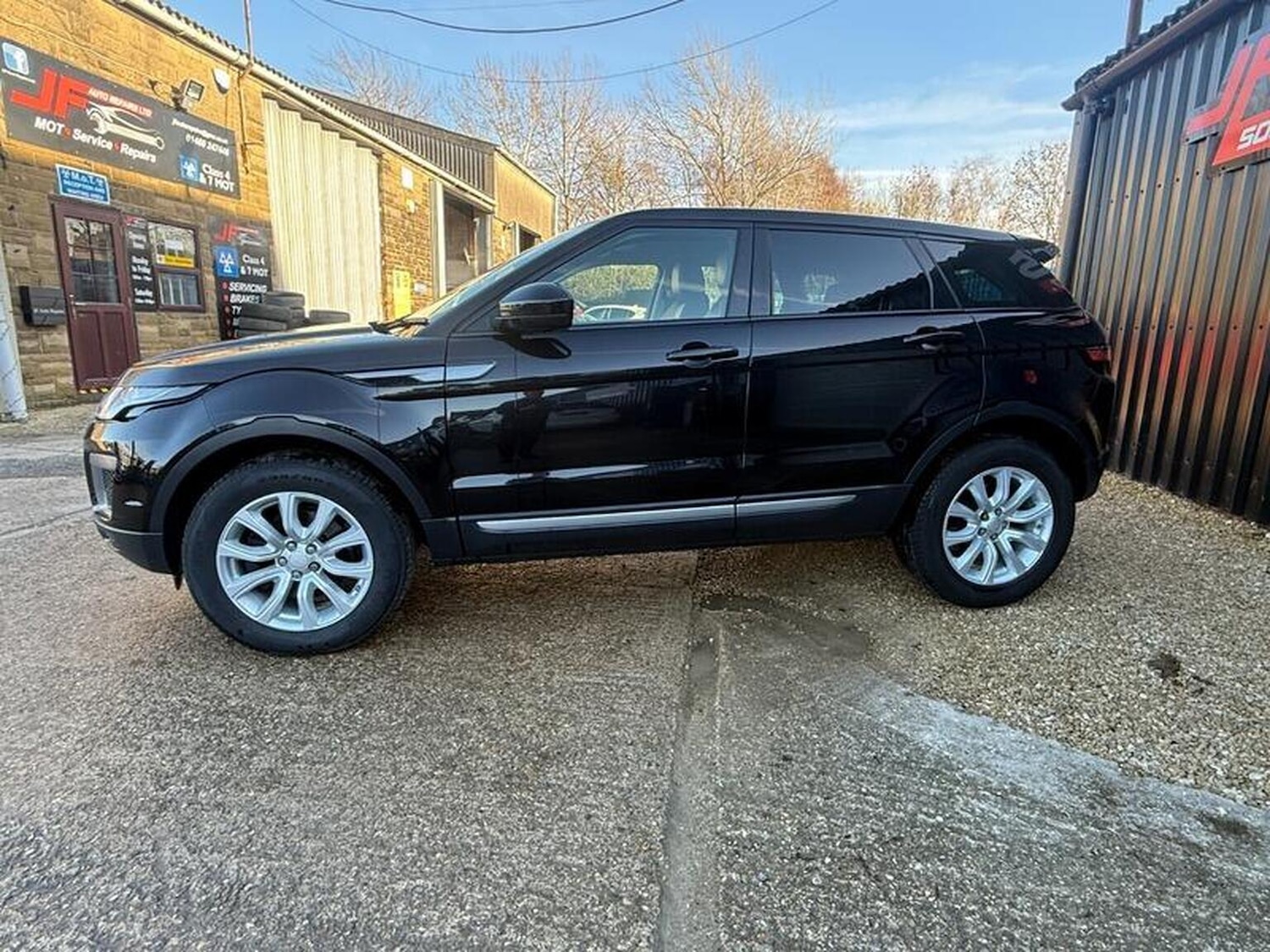 Used Land Rover Range Rover Evoque 2015 for sale - 76924343: Photo 13