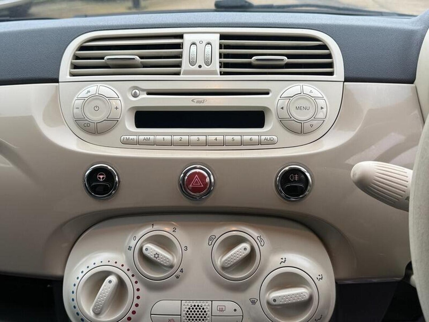 Used Fiat 500 2014 for sale - 77610051: Photo 32