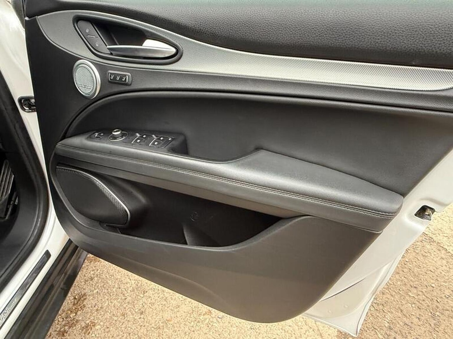 Used Alfa Romeo Stelvio 2017 for sale - 76418371: Photo 27