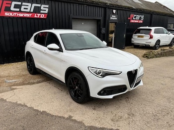 Used Alfa Romeo Stelvio 2017 for sale - 76418371: Photo