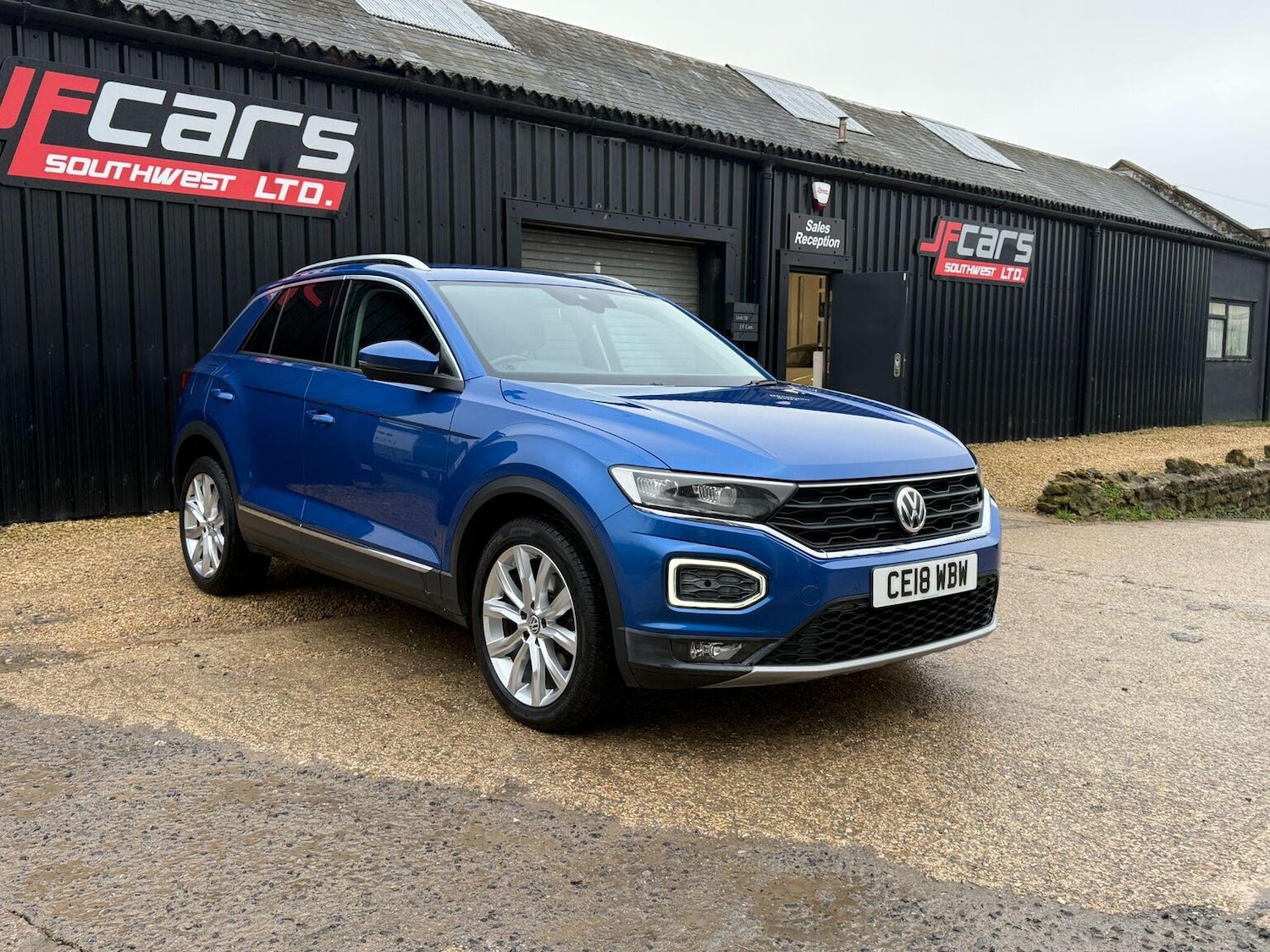 Used Volkswagen T-Roc 2018 for sale - 77370641: Photo 2
