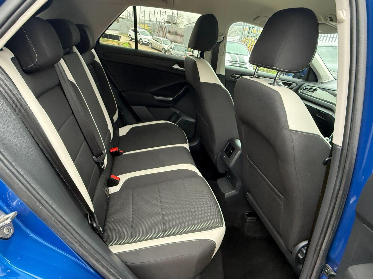 Used Volkswagen T-Roc 2018 for sale - 77370641: Photo 26