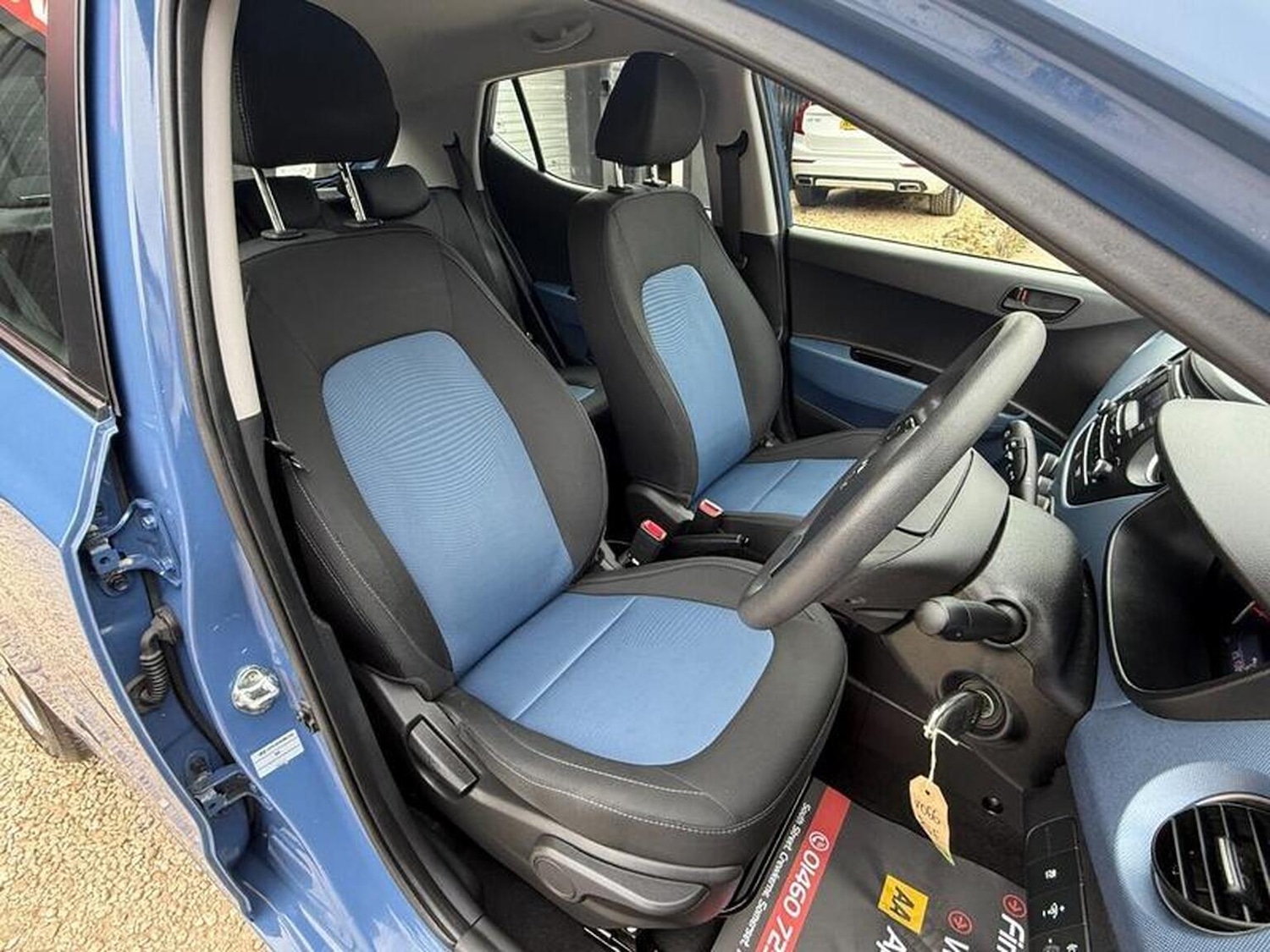 Used Hyundai i10 2016 for sale - 76305493: Photo 13