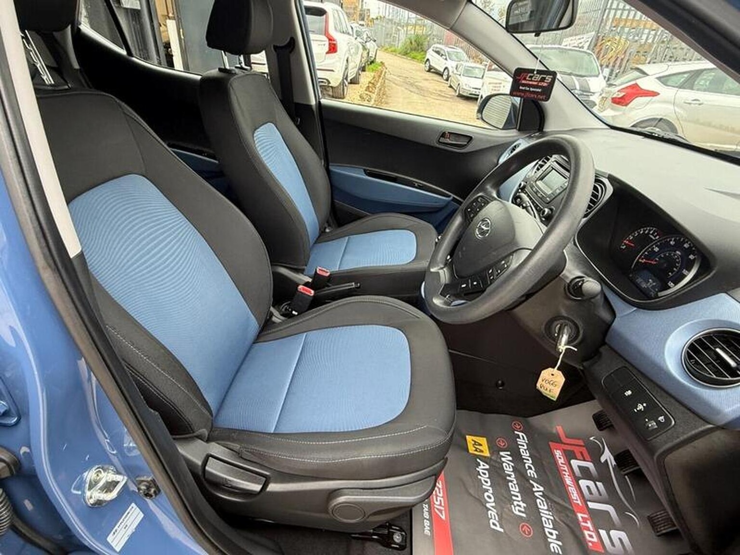 Used Hyundai i10 2016 for sale - 76305493: Photo 16