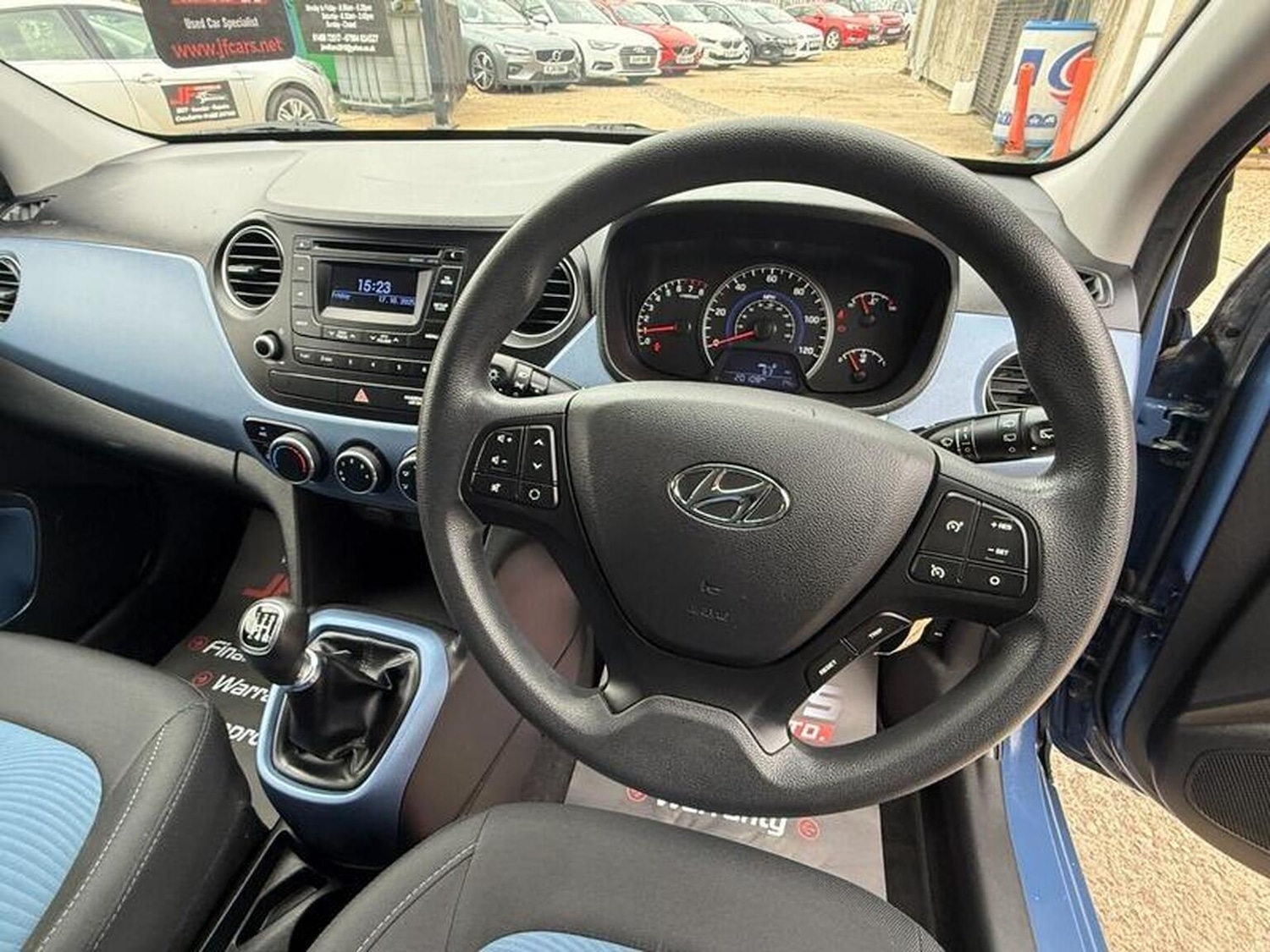 Used Hyundai i10 2016 for sale - 76305493: Photo 17