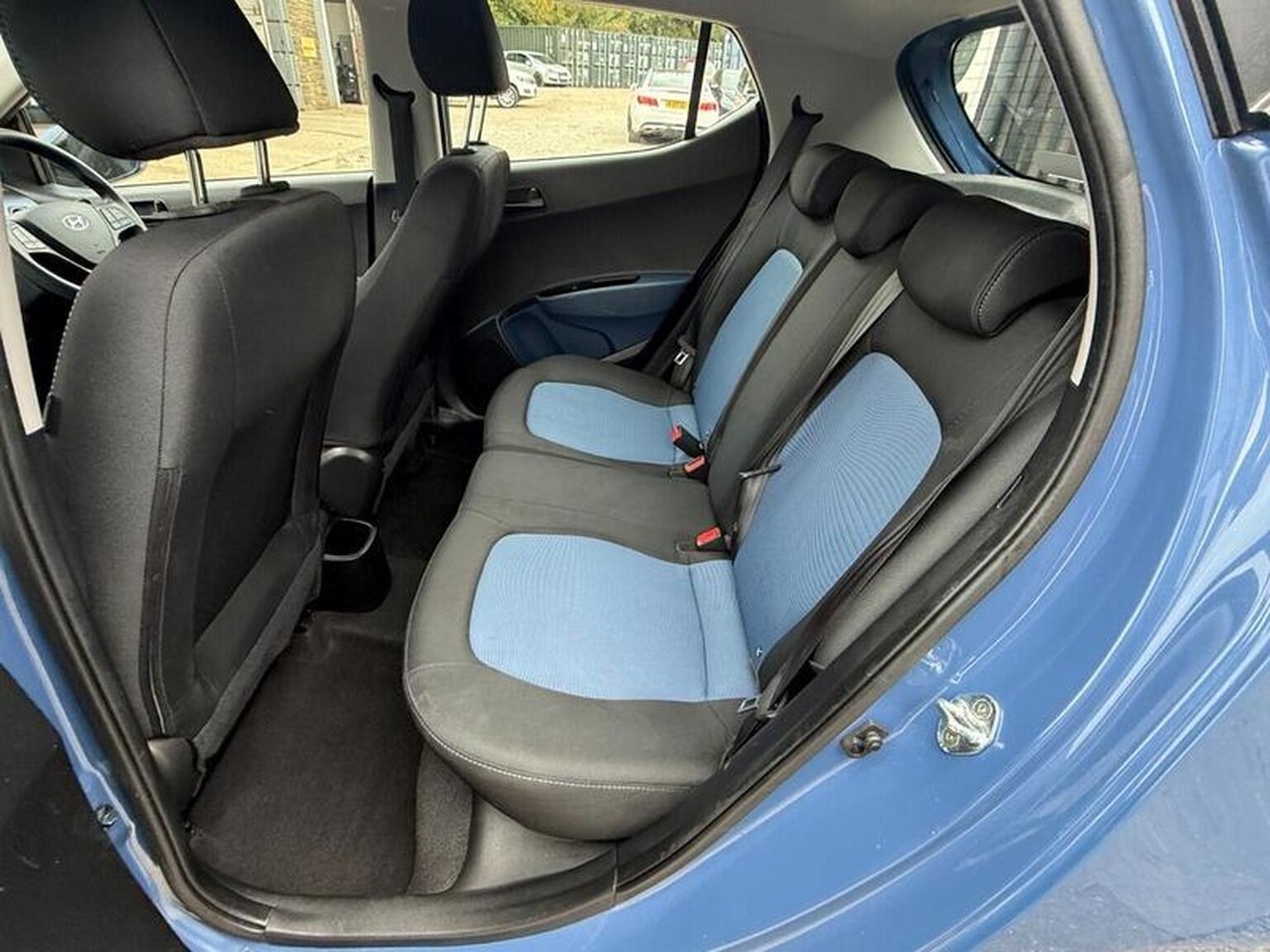 Used Hyundai i10 2016 for sale - 76305493: Photo 22