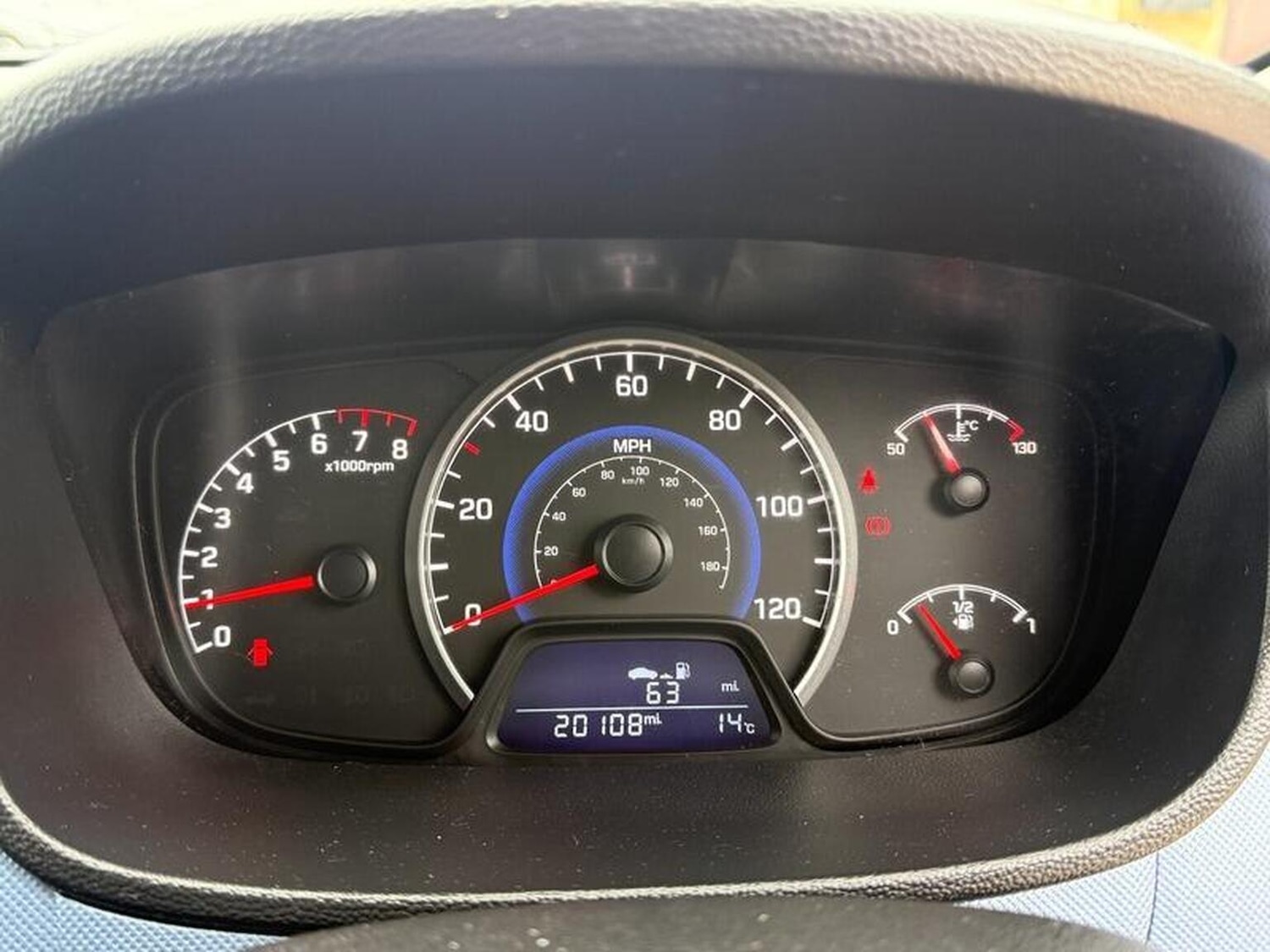 Used Hyundai i10 2016 for sale - 76305493: Photo 29