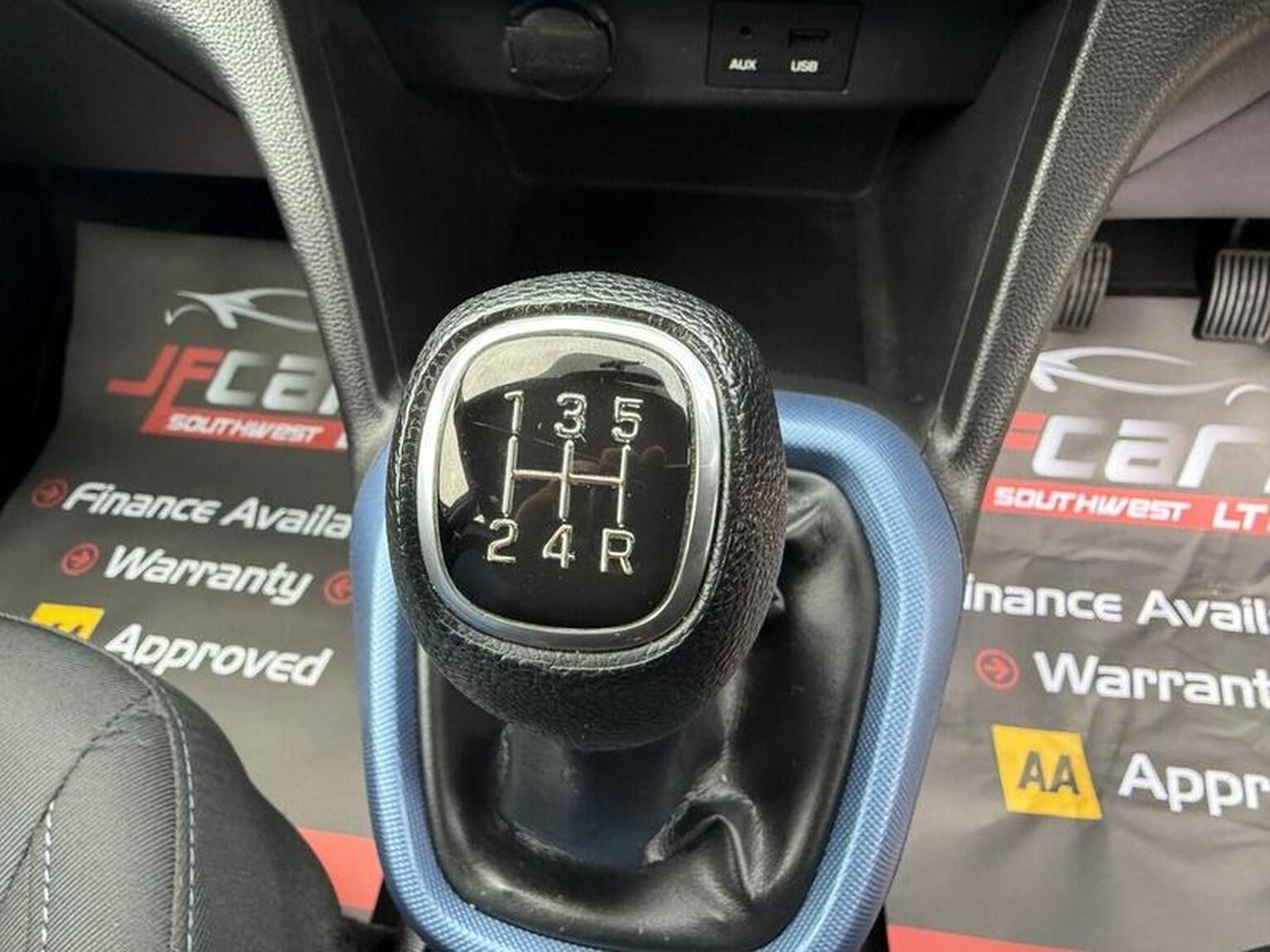 Used Hyundai i10 2016 for sale - 76305493: Photo 32