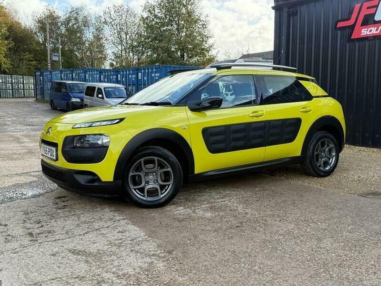 Used Citroen C4 Cactus 2015 for sale - 76397105: Photo 11