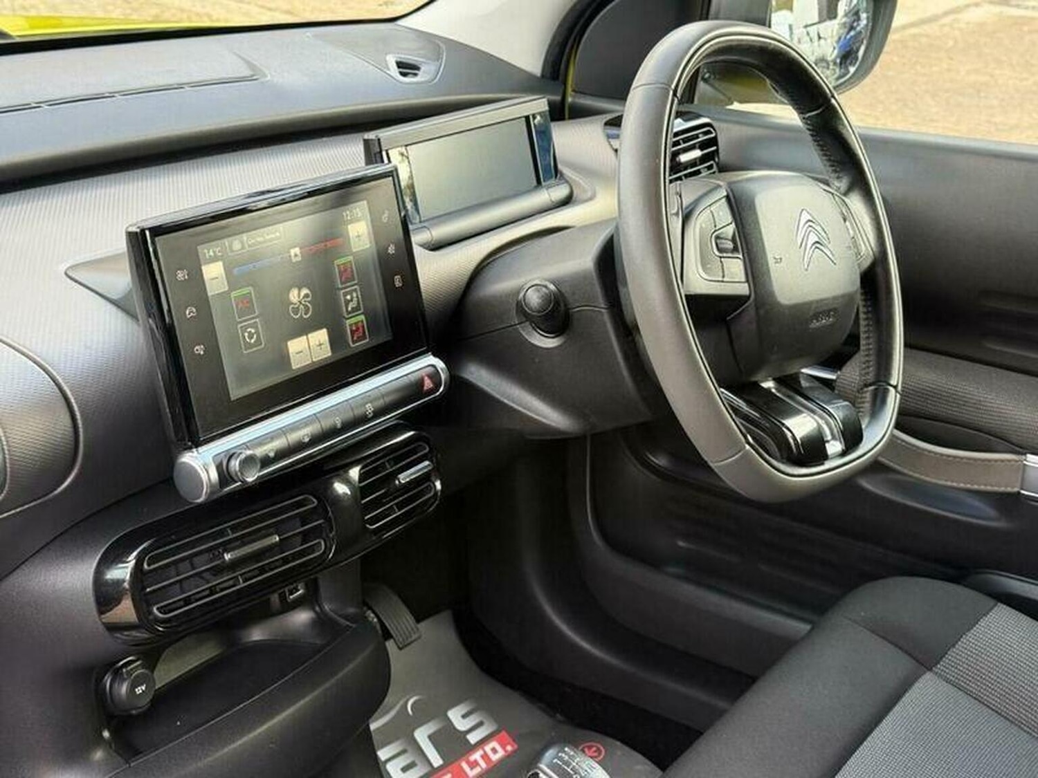 Used Citroen C4 Cactus 2015 for sale - 76397105: Photo 30