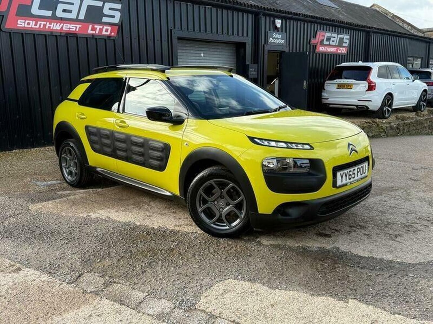 Used Citroen C4 Cactus 2015 for sale - 76397105: Photo 4