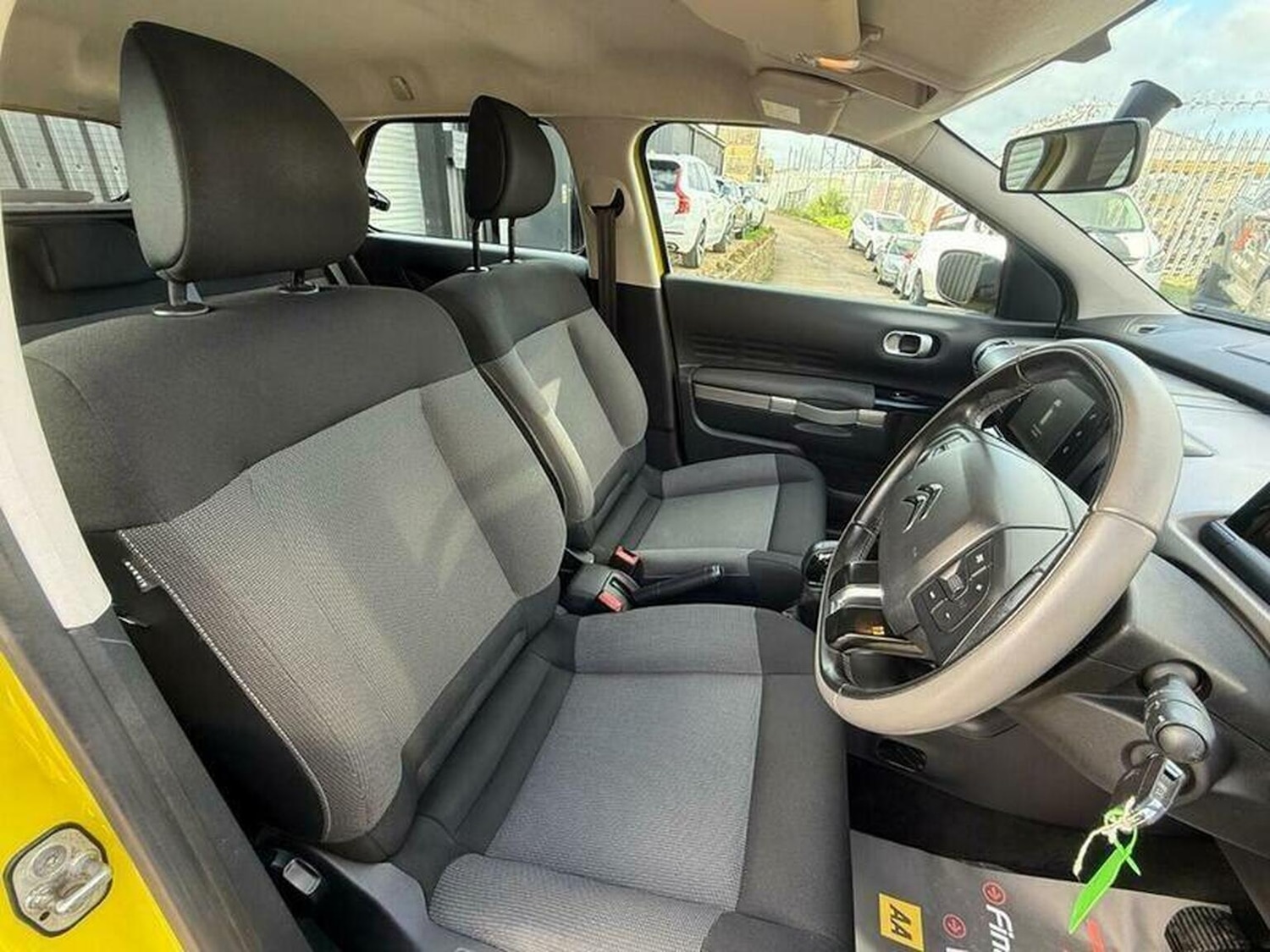 Used Citroen C4 Cactus 2015 for sale - 76397105: Photo 40