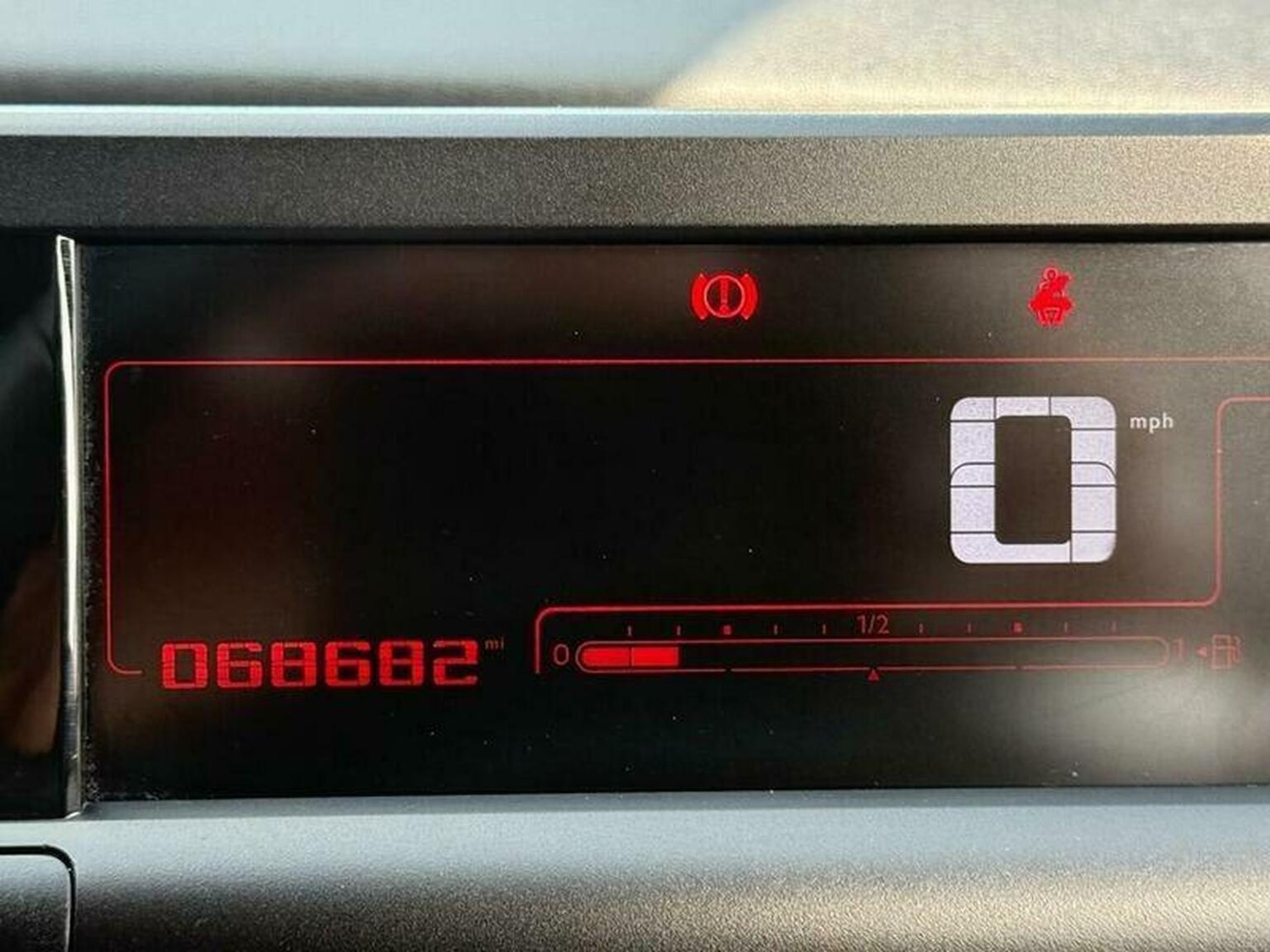 Used Citroen C4 Cactus 2015 for sale - 76397105: Photo 42