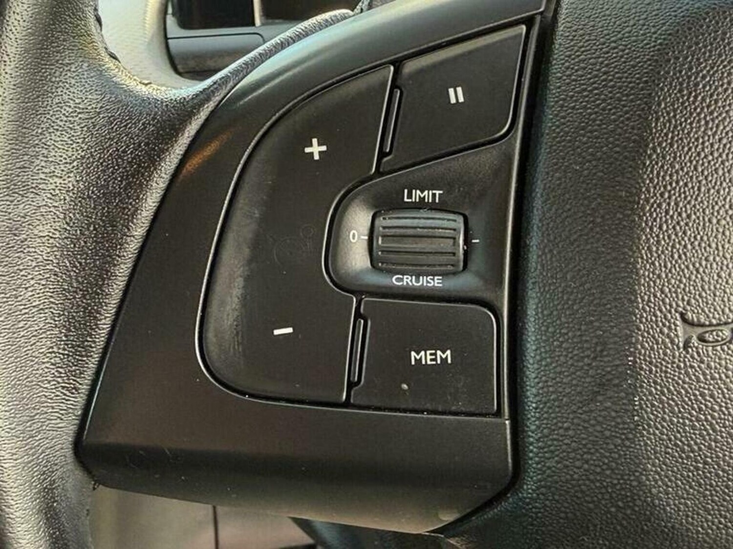 Used Citroen C4 Cactus 2015 for sale - 76397105: Photo 46