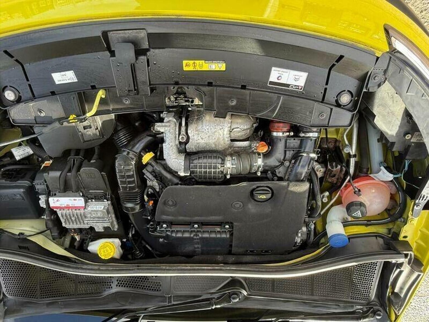 Used Citroen C4 Cactus 2015 for sale - 76397105: Photo 51