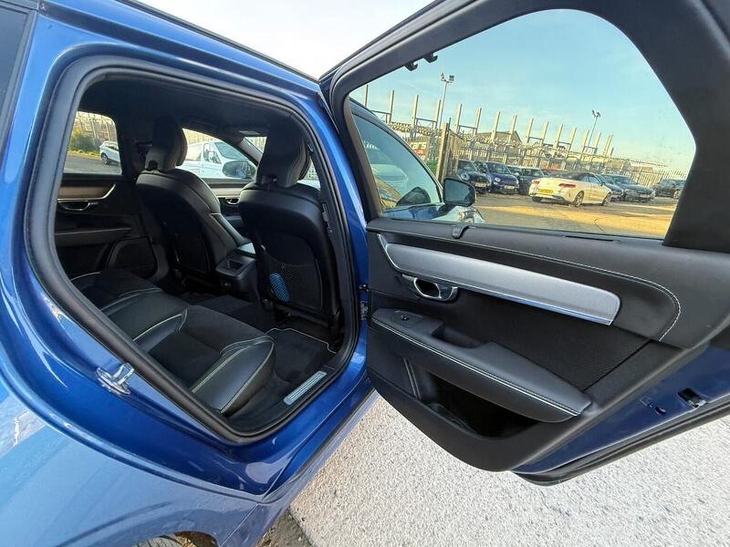 Used Volvo V90 2019 for sale - 77656269: Photo 24