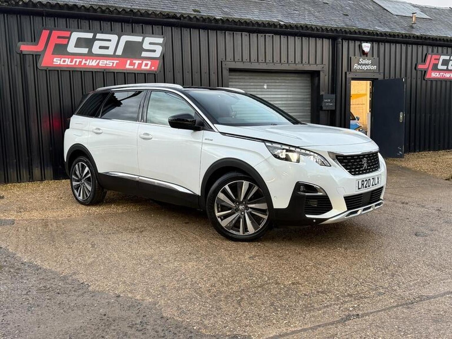 Used Peugeot 5008 2020 for sale - 76982790: Photo 2
