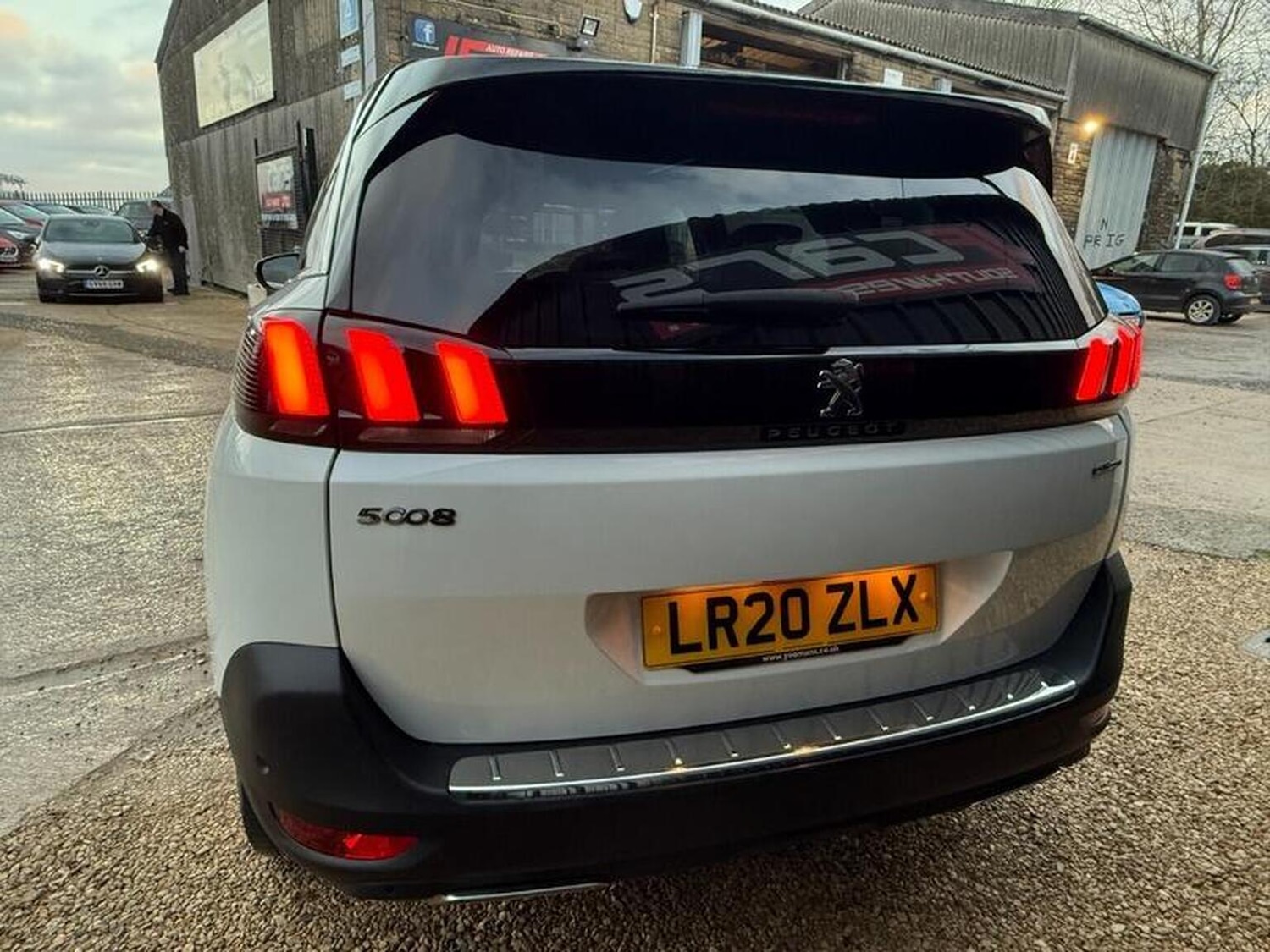 Used Peugeot 5008 2020 for sale - 76982790: Photo 28