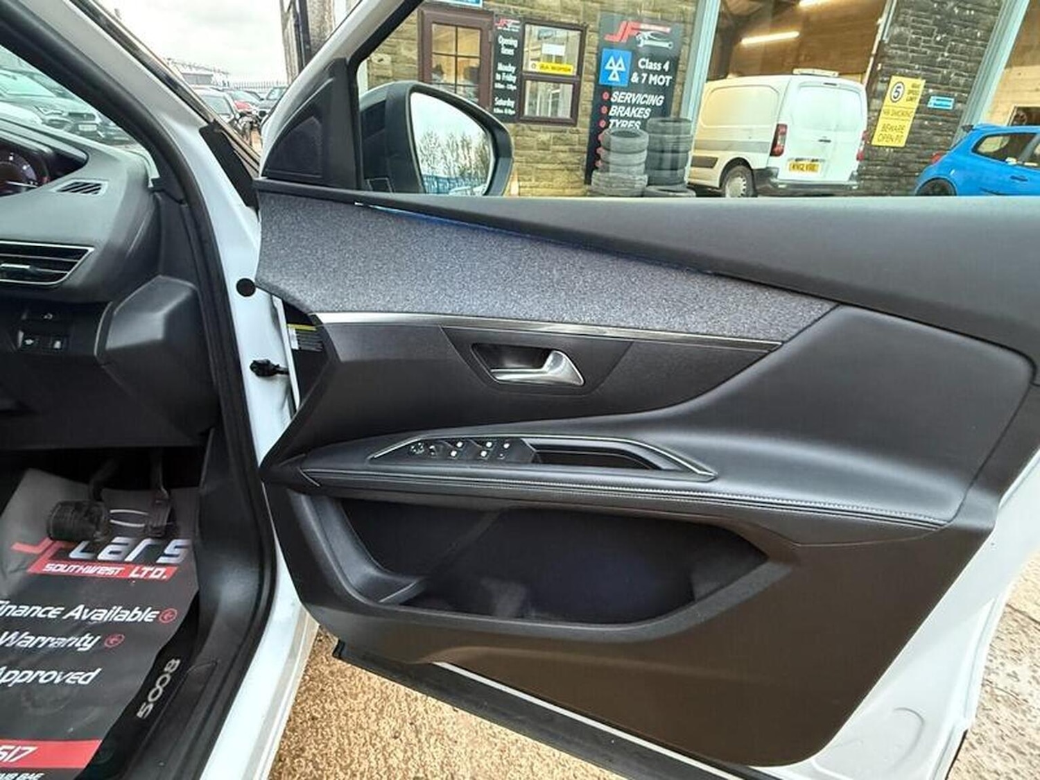 Used Peugeot 5008 2020 for sale - 76982790: Photo 45