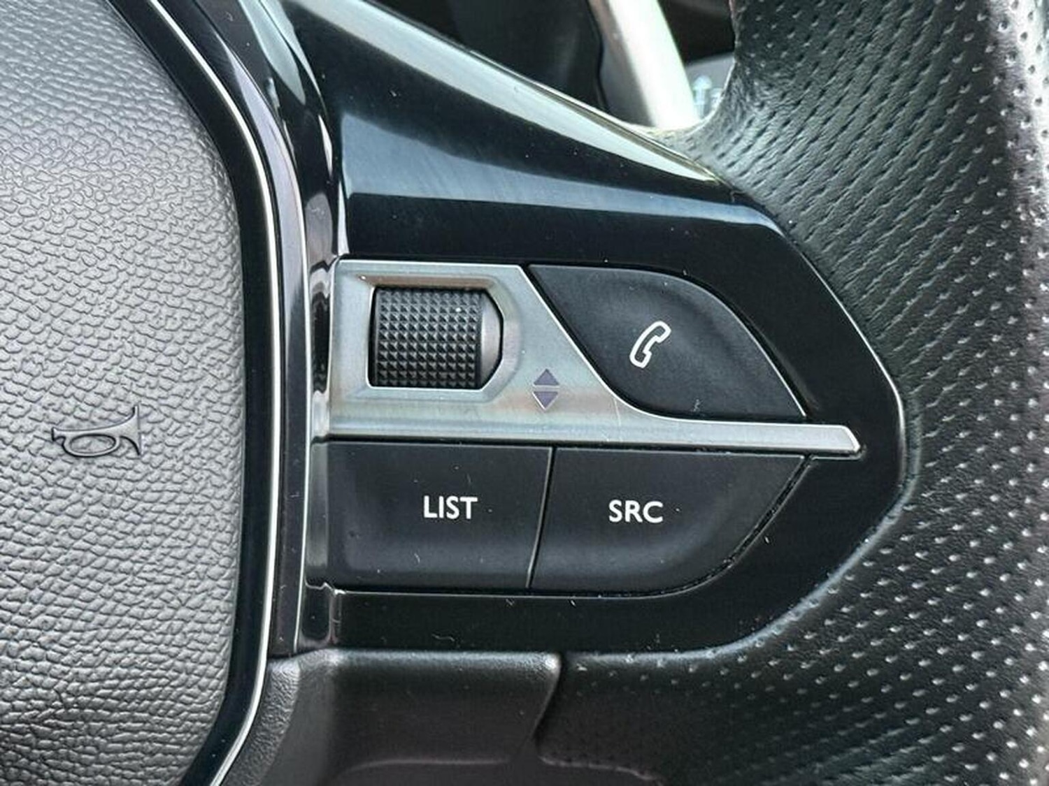 Used Peugeot 5008 2020 for sale - 76982790: Photo 53