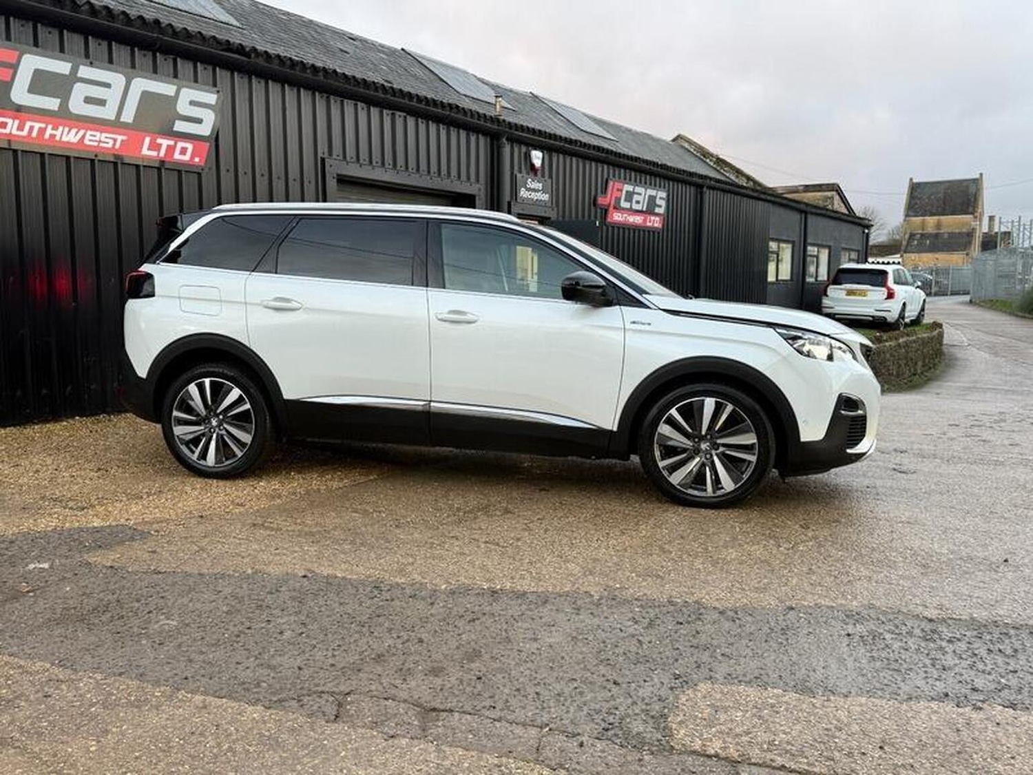 Used Peugeot 5008 2020 for sale - 76982790: Photo 9