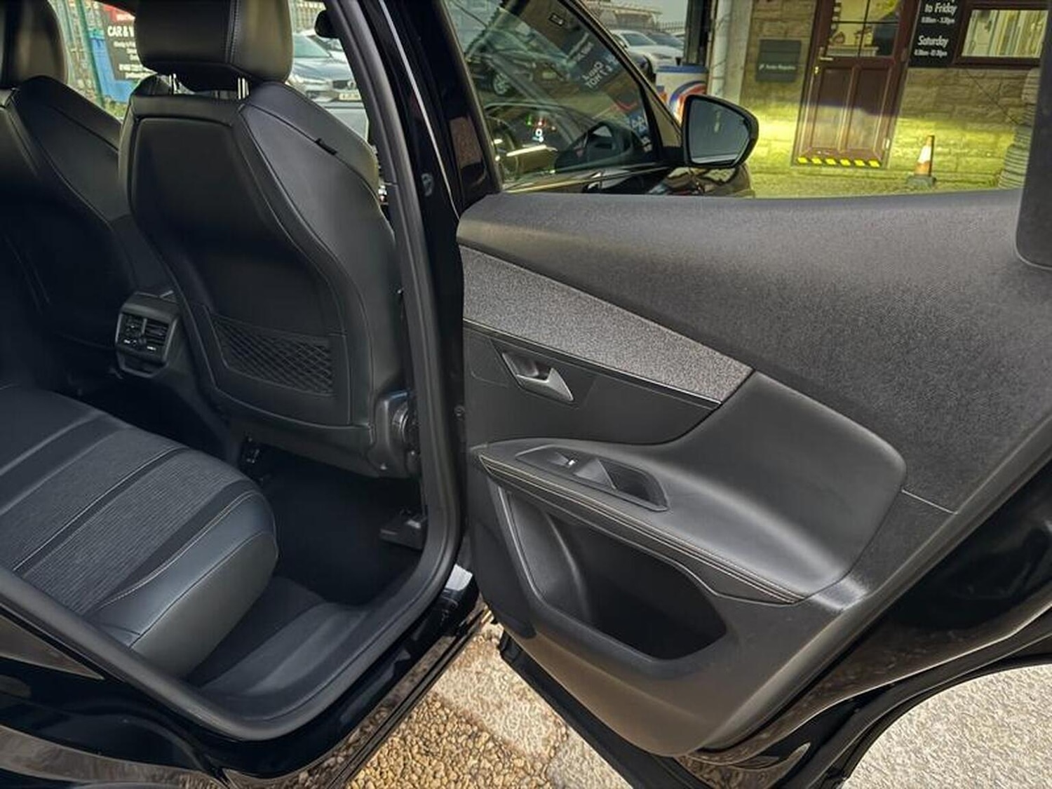 Used Peugeot 3008 2019 for sale - 77603343: Photo 41