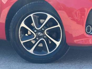Used Hyundai i10 2019 for sale - 74987328: Photo