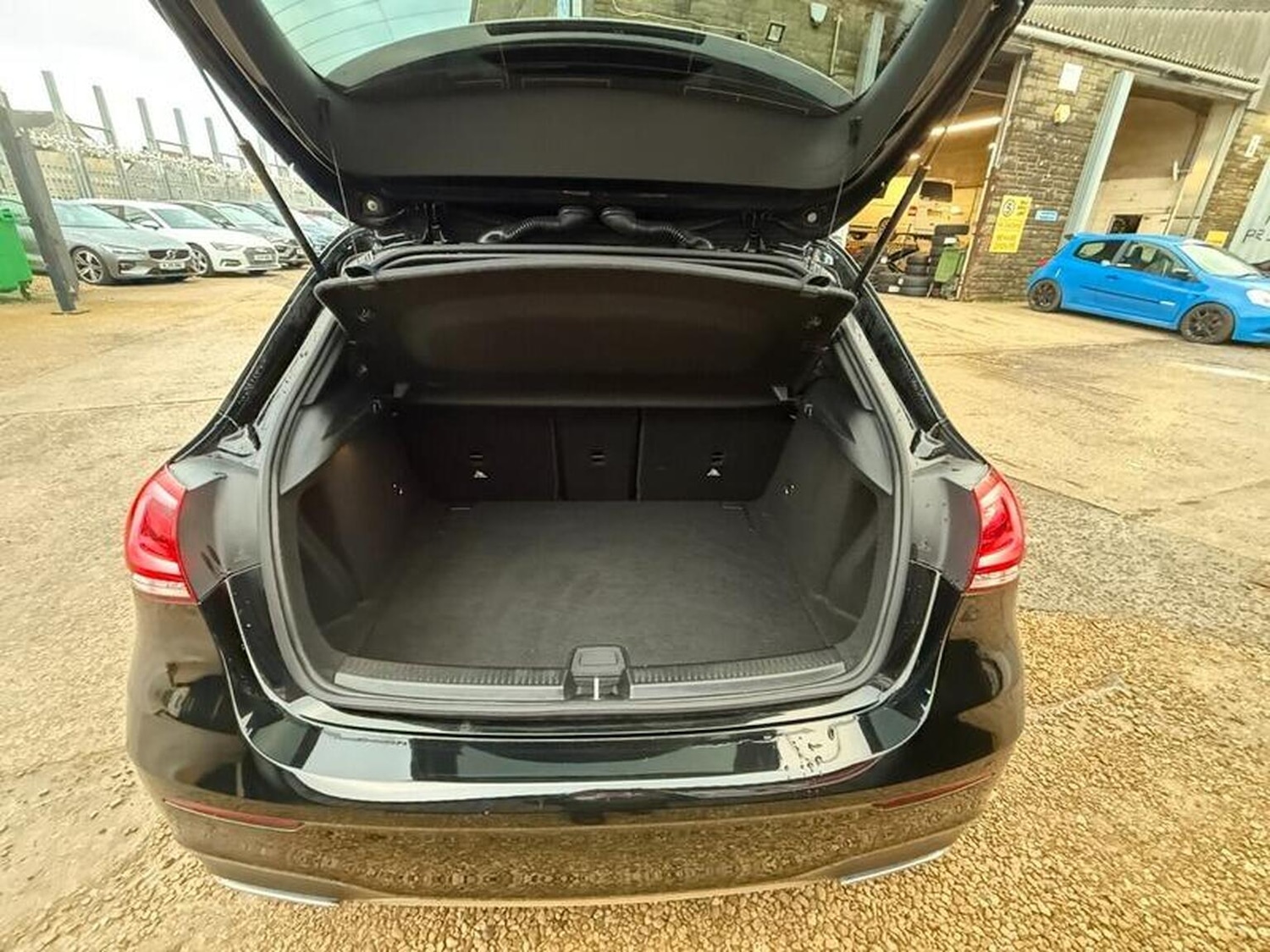 Used Mercedes-Benz A-Class 2020 for sale - 76863833: Photo 39