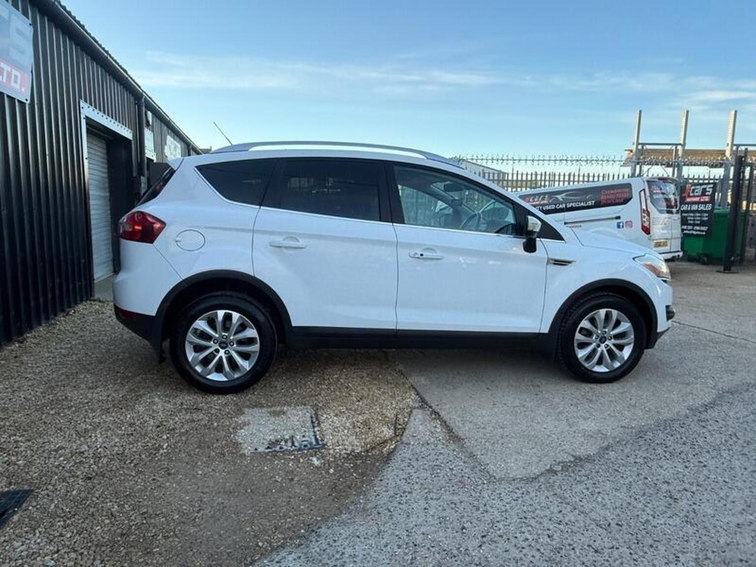 Used Ford Kuga 2012 for sale - 76618652: Photo 15