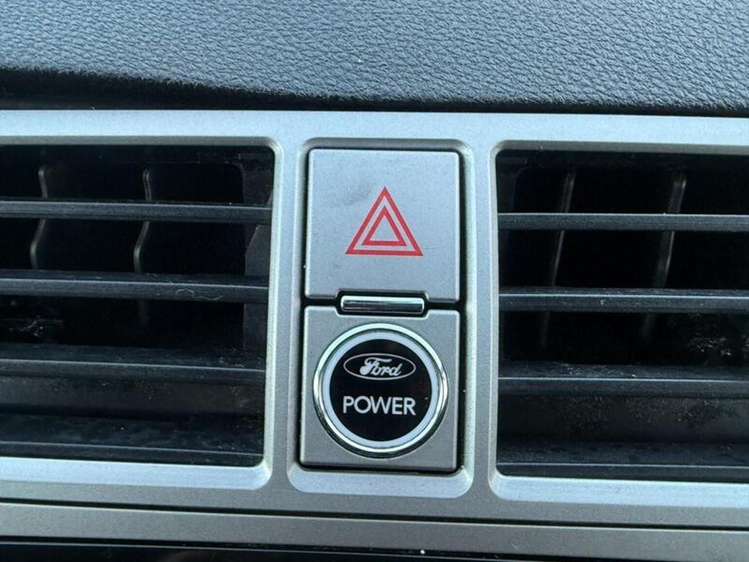 Used Ford Kuga 2012 for sale - 76618652: Photo 36