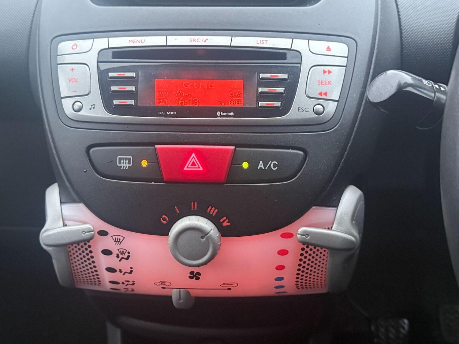 Used Toyota AYGO 2012 for sale - 76471228: Photo 12