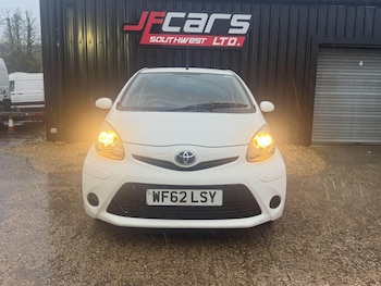Used Toyota AYGO 2012 for sale - 76471228: Photo
