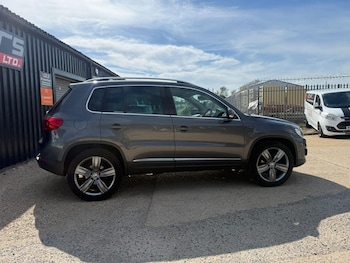 Used Volkswagen Tiguan 2014 for sale - 79029943: Photo