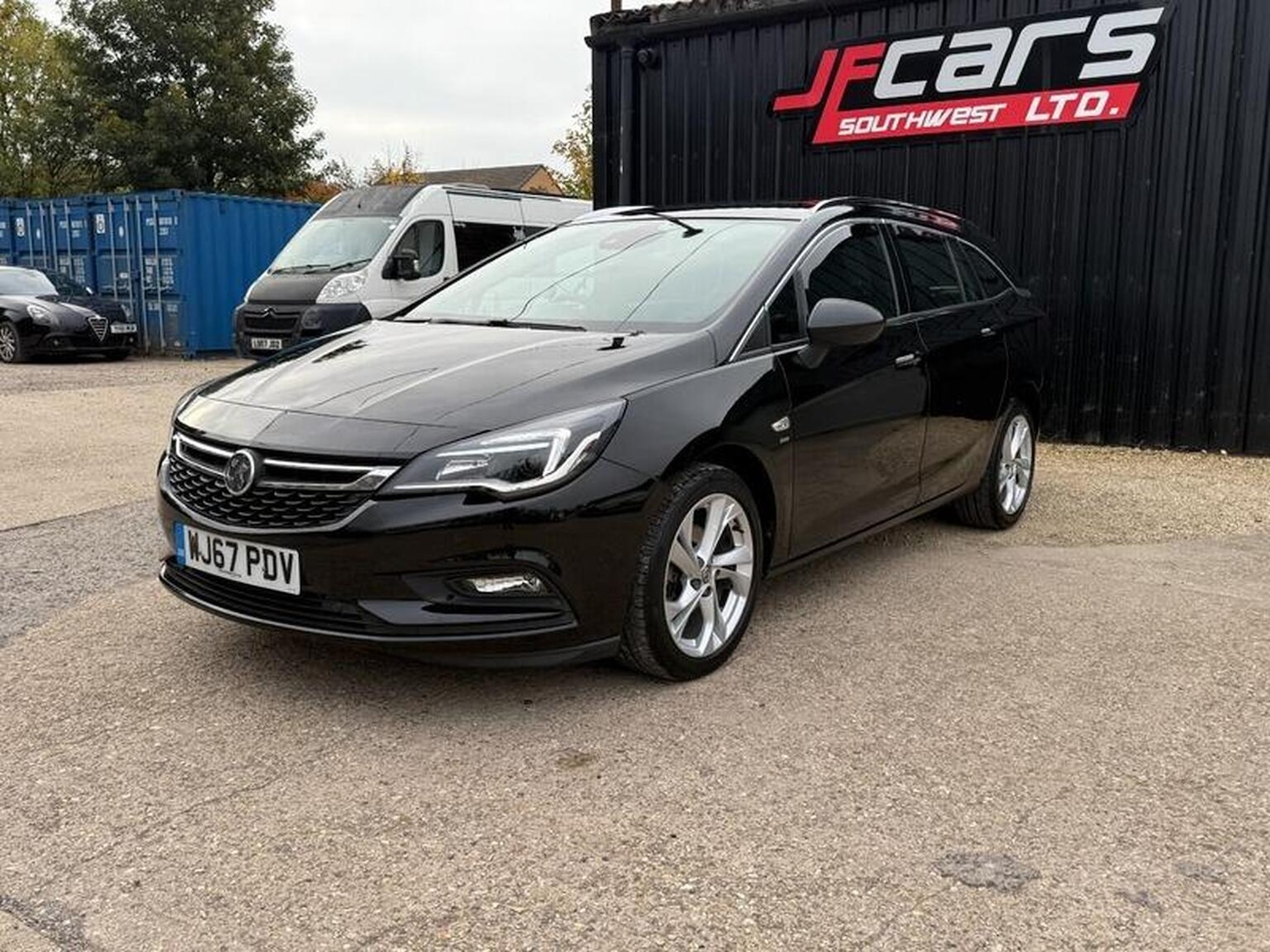 Used Vauxhall Astra 2017 for sale - 76242864: Photo 21